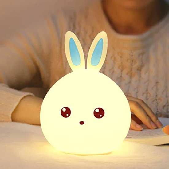 Luce notturna a 7 colori LED piccola luce notturna per animali adorabili in silicone picchiettata